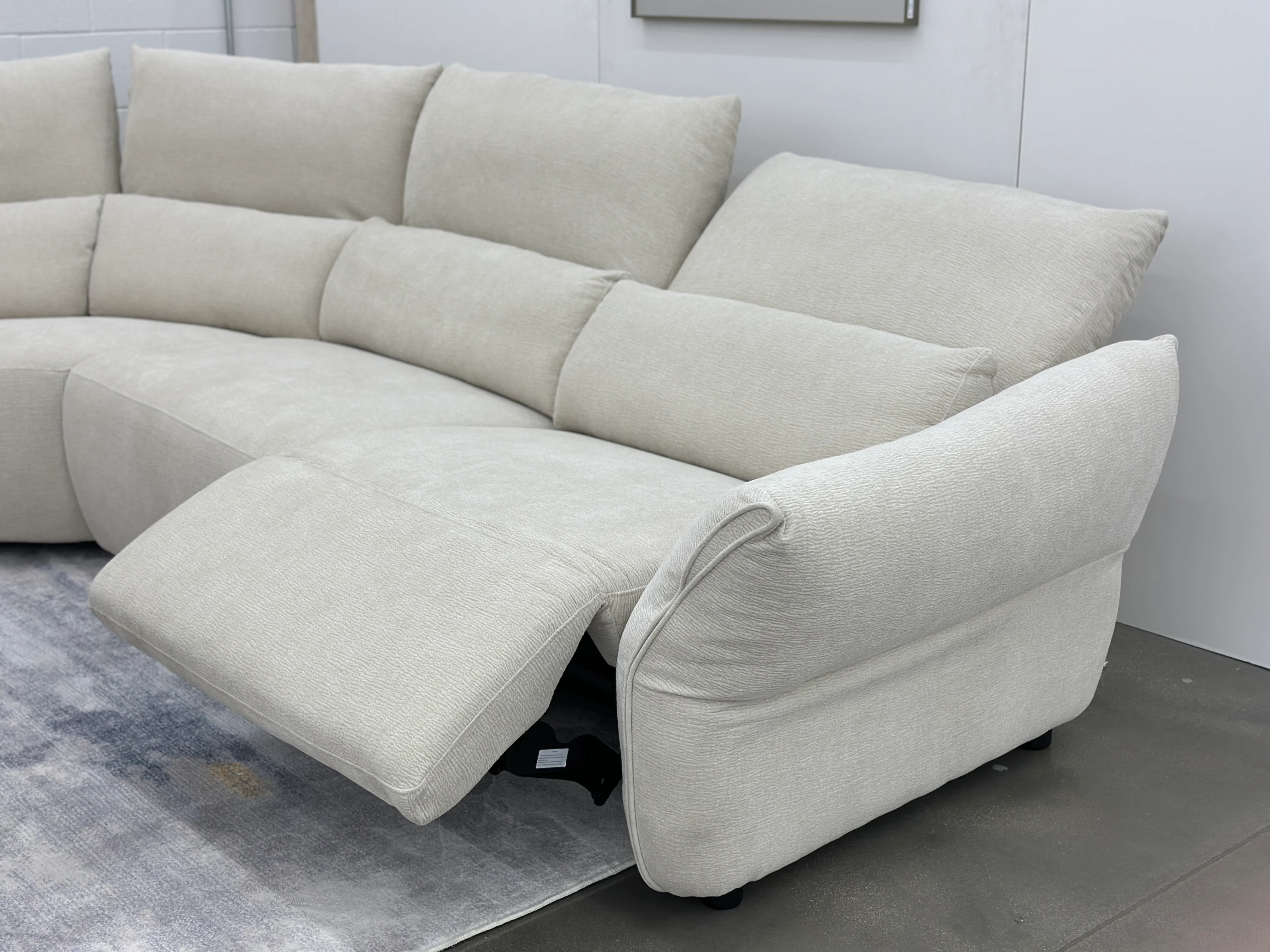 Fleur Modern Motion Recliner Sectional - Image 13
