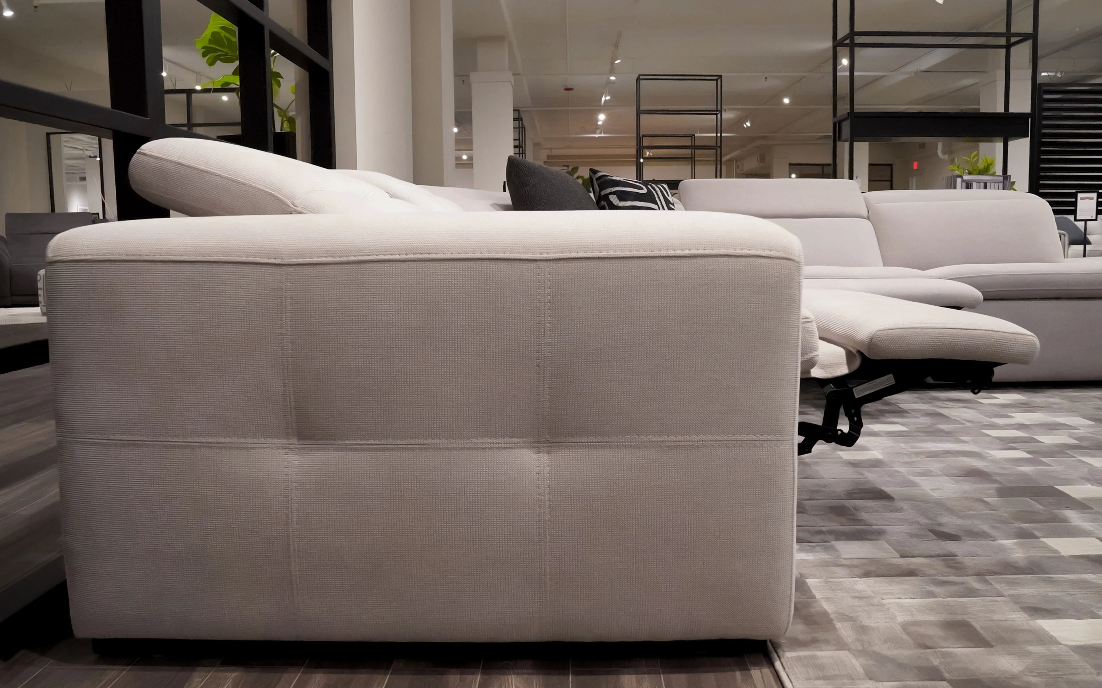 Freesia Modern Motion Reclining Sectional - Image 9
