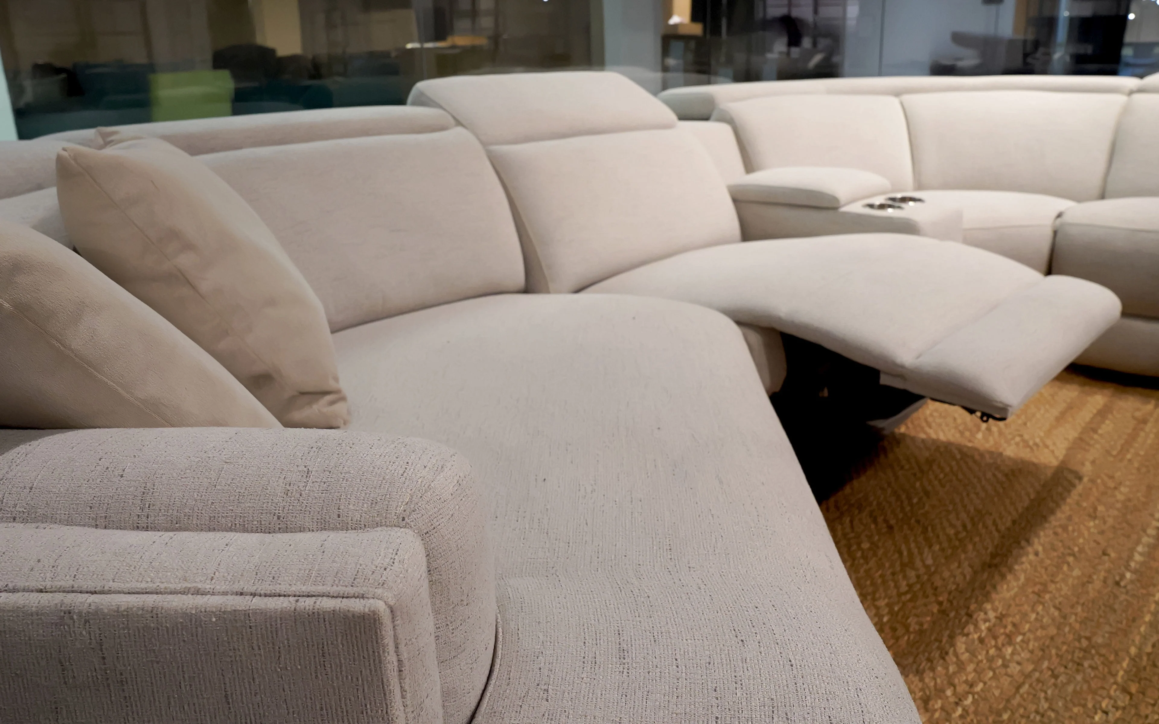 Narciso 6pc Modern Motion L Shape Reclining Sectional - Image 3