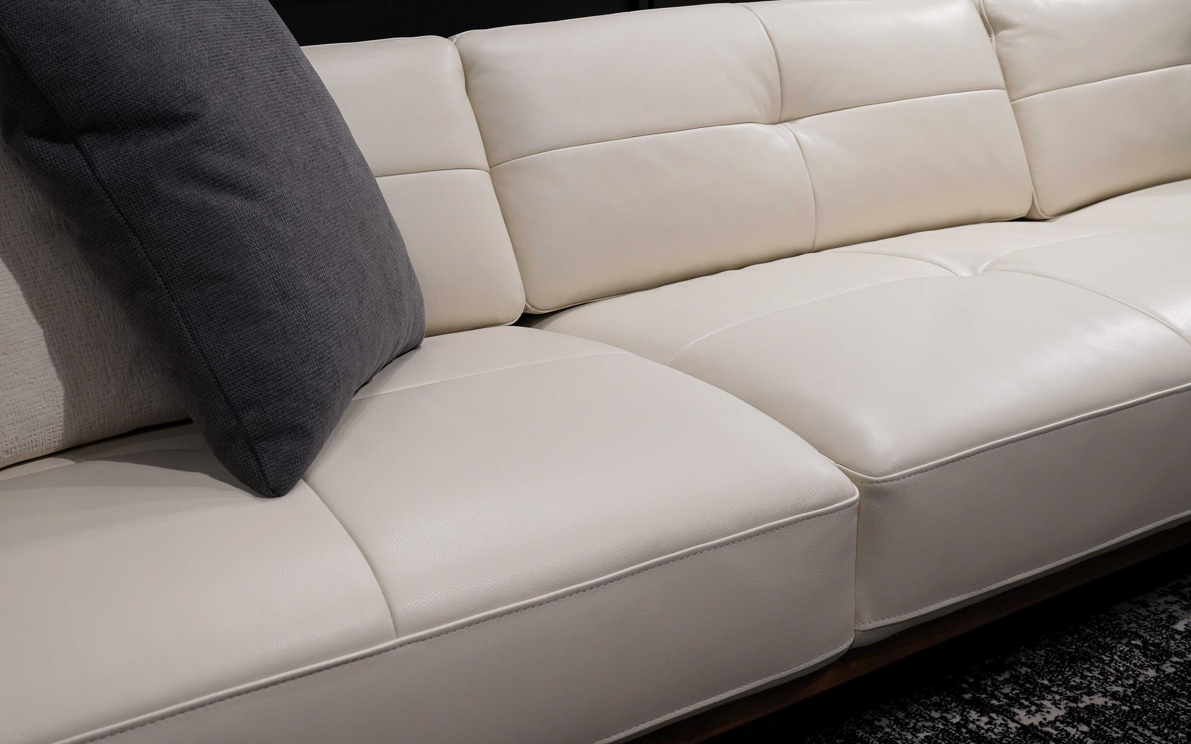 Primula Modern Motion Sectional Sofa with Adjustable Backrest - Image 5