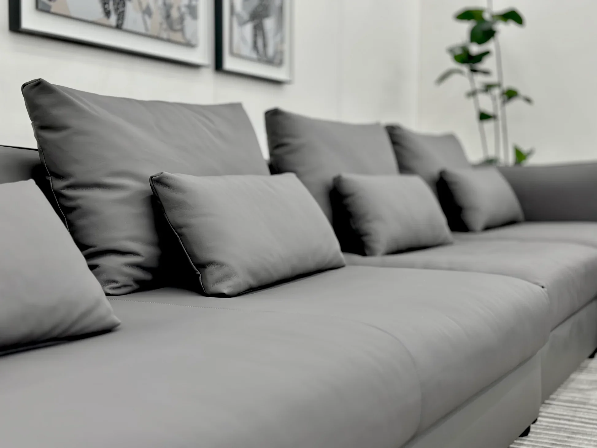 Quanie Modern Motion Sectional - Image 5