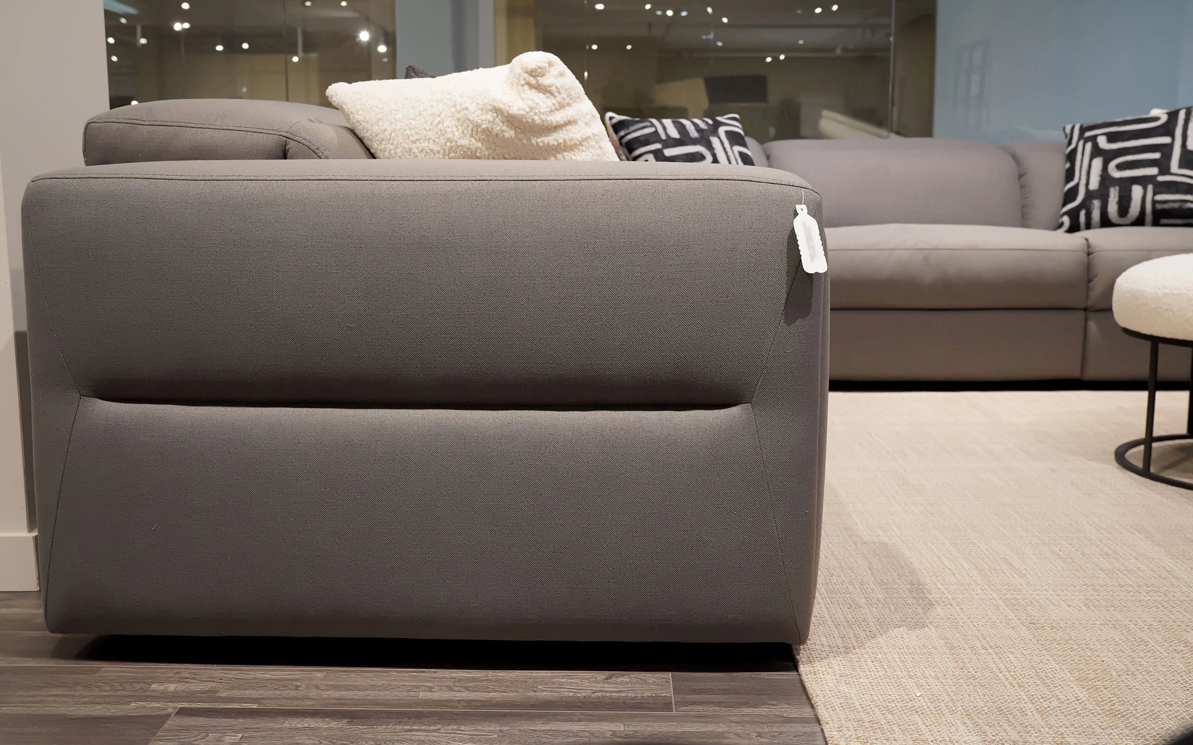 Veronica Modern Motion Reclining Sectional - Image 12